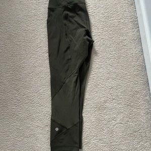 Olive green Pace Rival leggings